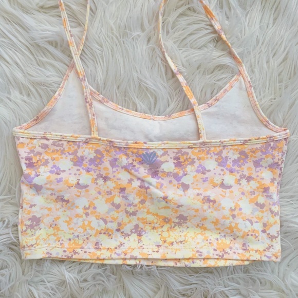 NWT Workout Set (Leggings + Crop Top) - Picture 4 of 5